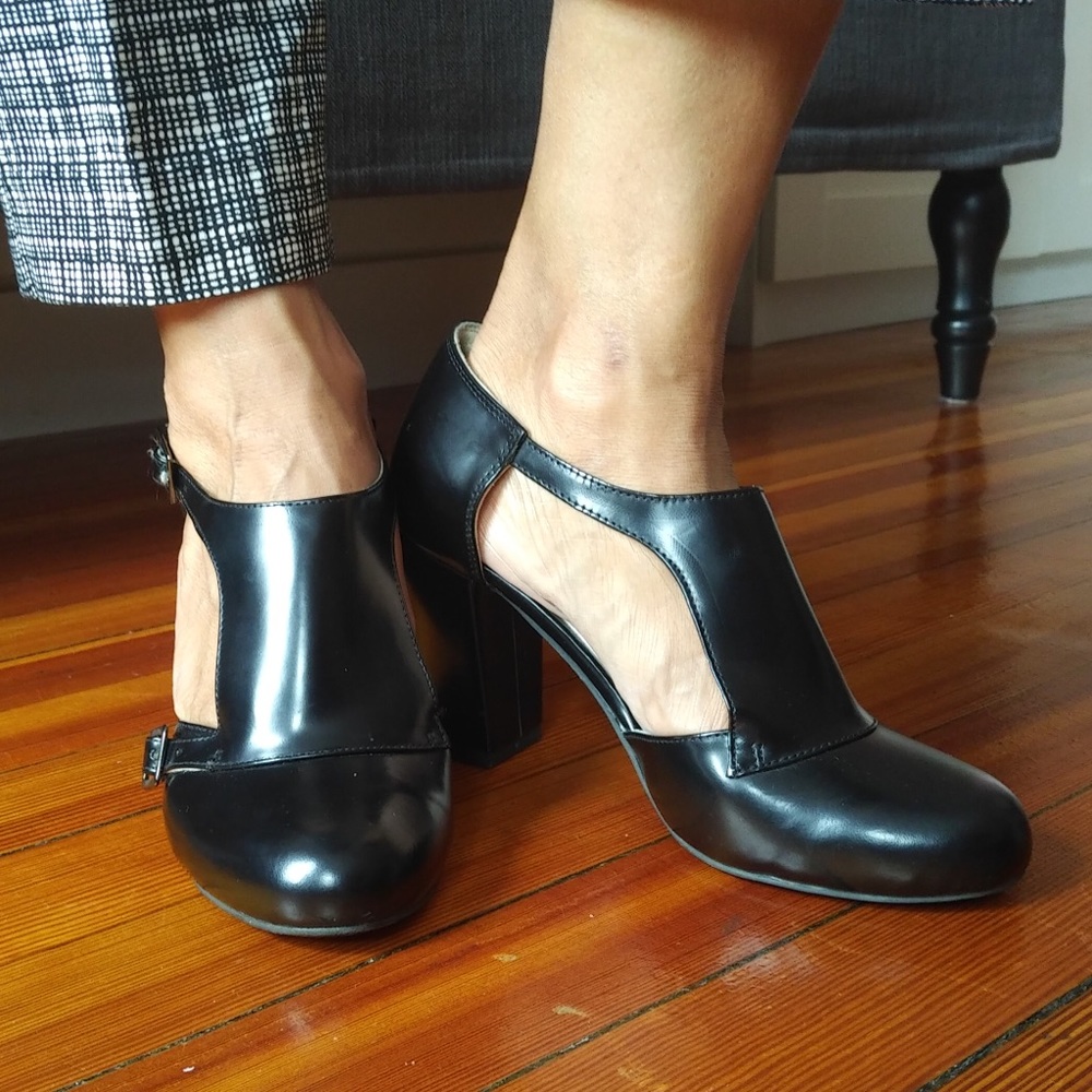 Mussi Black Leather High Heels